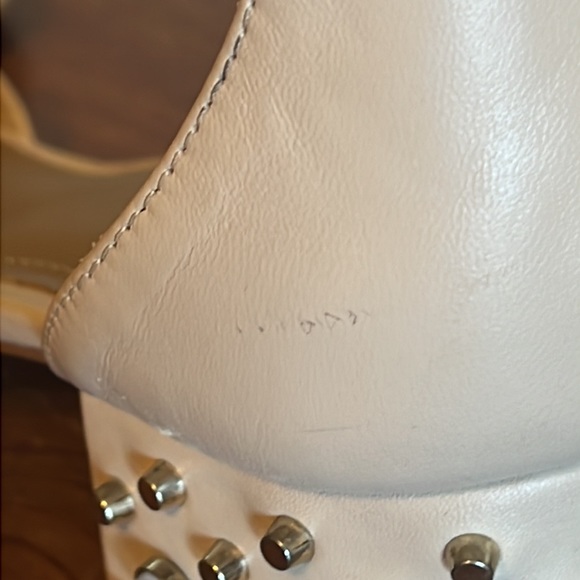 Steve Madden Indie Pearl Sandals - Picture 8 of 8